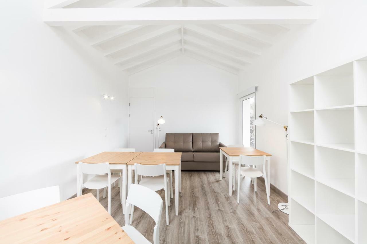 Insula Vinus Apartments Мадалена Екстериор снимка